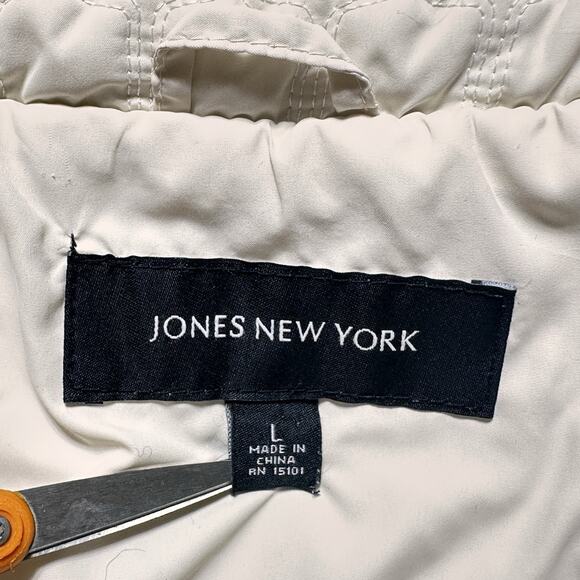 JONES NEW‎ YORK WOMENS QUILTED JACKET LIGHTWEIGHT White Cream sz Large Turn Lock - Picture 3 of 7